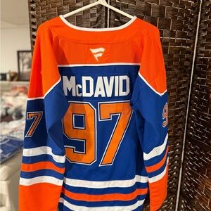 Connor McDavid #97 Edmonton Oilers Hockey Jersey